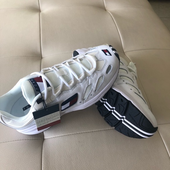 tommy hilfiger shoes price